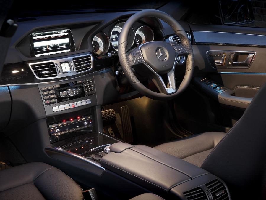  Mercedes-Benz E200 Estate 2013 года  (AU) (фото 4 из 14)
